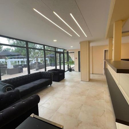 Hotel Olt By Ventura Мамая Екстериор снимка
