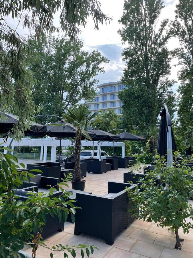Hotel Olt By Ventura Мамая Екстериор снимка